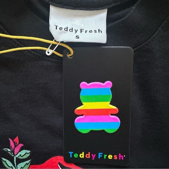 Teddy Fresh Long Sleeve Tee Giddy Up Cowboy Hat Flames Crewneck Black S NWT New - Picture 7 of 11